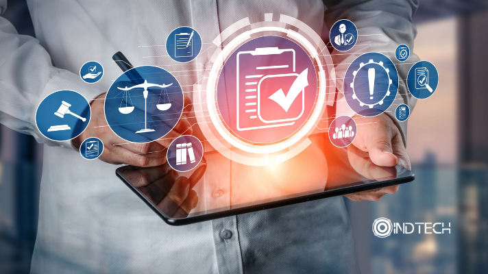 empresa aplicando normas de seguridad web para la protección de datos de usuarios